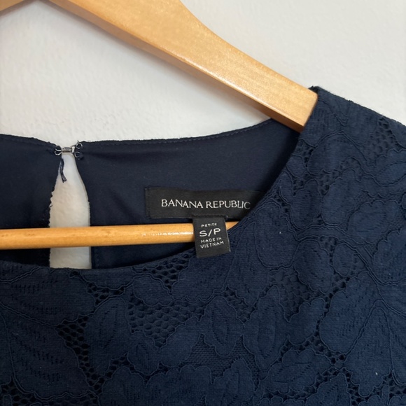 Banana republic lace top size Sp - Picture 6 of 6